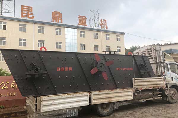 圆振动筛发货